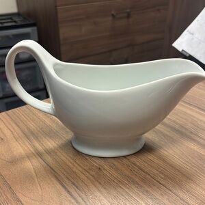 Pottery Barn Great White Gravy Boat